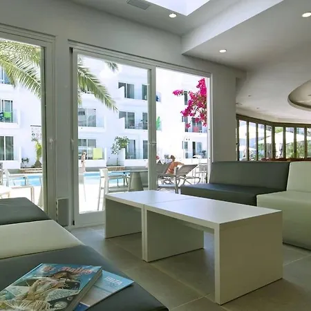 Balansat Aparthotel 4*